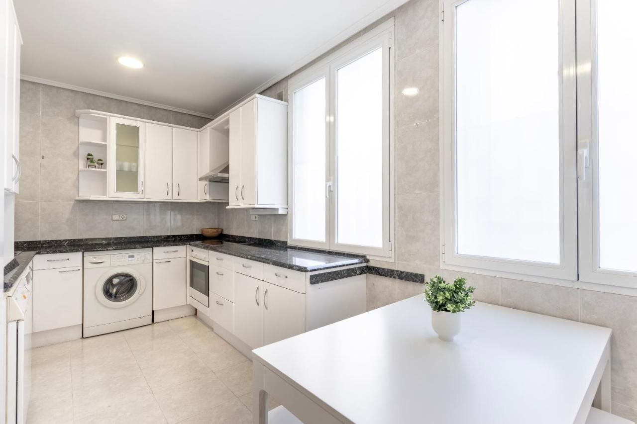 Apartamento Recién reformado en el centro parking Bilbao Exterior foto