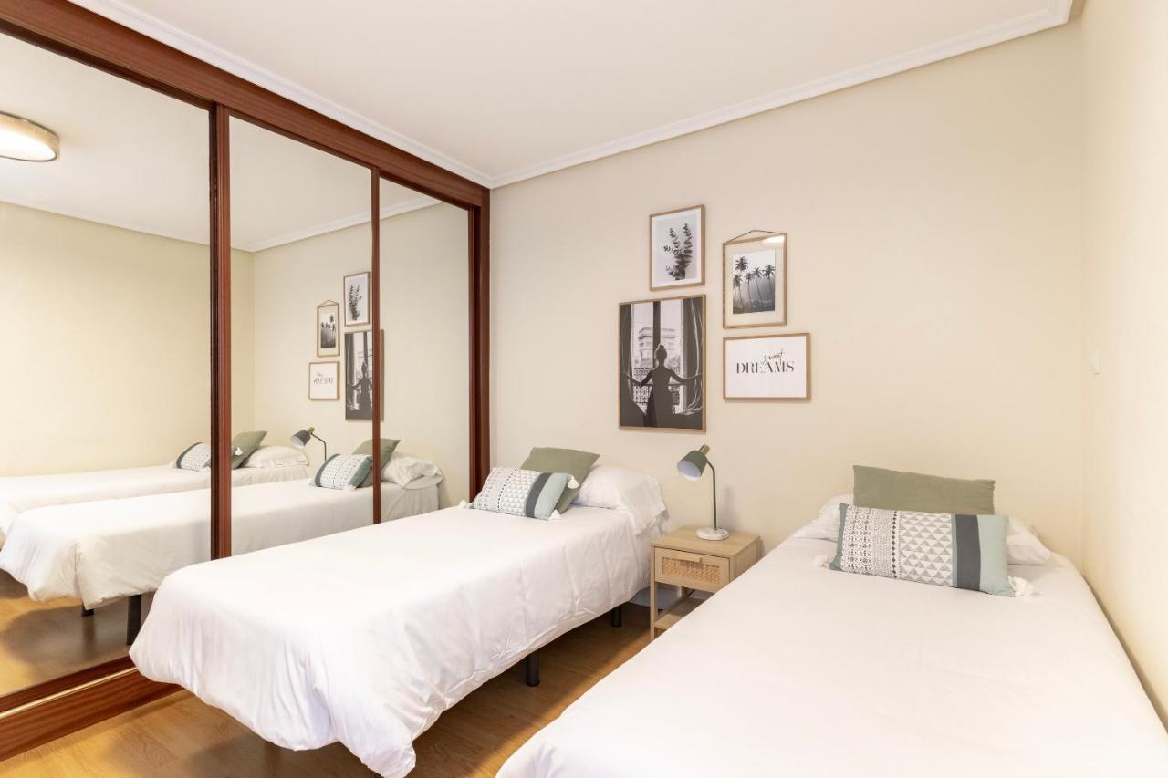 Apartamento Recién reformado en el centro parking Bilbao Exterior foto